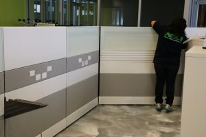 setting up cubicle walls