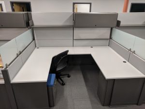 cubicles with grey paneling