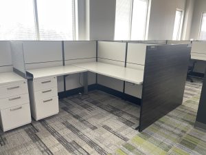 A white cubical